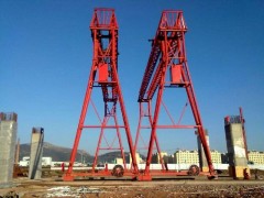 四川省广安市80吨跨度24龙门吊及160吨架桥机出租出售图3