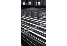 高速护栏板和缆索护栏的优缺点