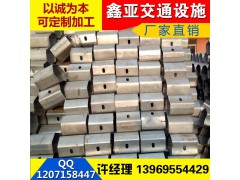湖北省黄石市三波护栏板防阻块多少钱一件 最新市场报价图3