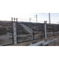 矩形管铁路栅栏 专注高速铁路高架桥工程护栏网