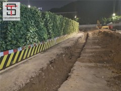 机场高速使用三田绿植围挡，效果更棒图3