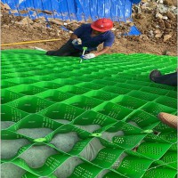 缓坡hdpe护坡土工格室制造商 聚乙烯hdpe蜂巢立体格栅