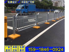 道路护栏 锌钢交通围栏 深圳m型市政护栏图3
