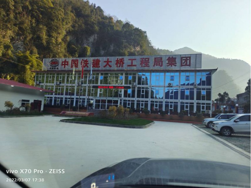云南彩钢房，打包箱房，钢结构工程